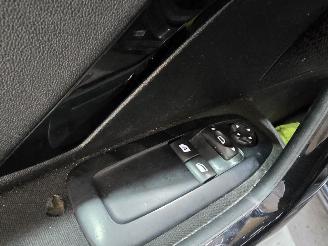 Peugeot 208 1.2 PureT. Blue Lion picture 20