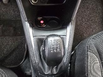 Peugeot 208 1.2 PureT. Blue Lion picture 28
