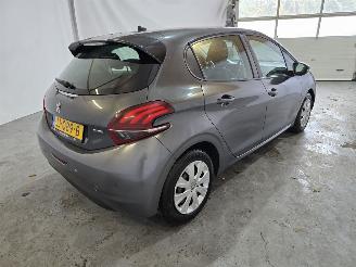 Peugeot 208 1.2 PureT. Blue Lion picture 7