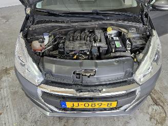Peugeot 208 1.2 PureT. Blue Lion picture 9