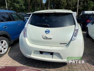 Nissan Leaf Leaf (ZE0), Hatchback, 2010 / 2017 Leaf picture 4