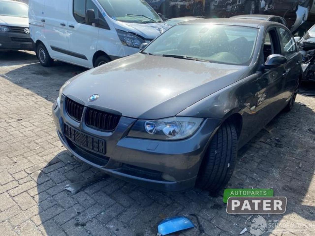 BMW 3-serie 3 serie (E90), Sedan, 2005 / 2011 318i 16V