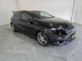 Auto incidentate Mercedes A-klasse 180 Economy 2015/8