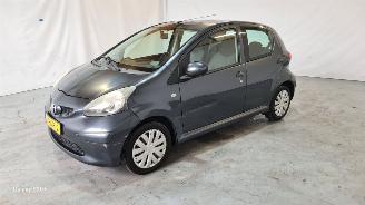 Toyota Aygo 1.0-12V + picture 3