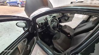 Toyota Aygo 1.0-12V + picture 14