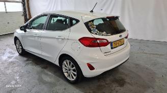 Ford Fiesta 1.0 EcoB. Titanium picture 5