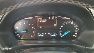 Ford Fiesta 1.0 EcoB. Titanium picture 17