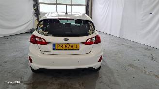 Ford Fiesta 1.0 EcoB. Titanium picture 6