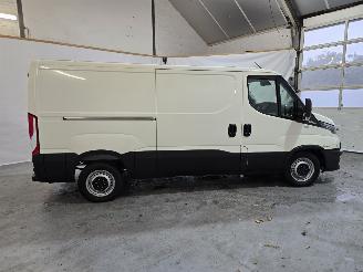 Iveco Daily 35S14V 2.3 352L H3 picture 8