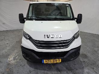 Iveco Daily 35S14V 2.3 352L H3 picture 2