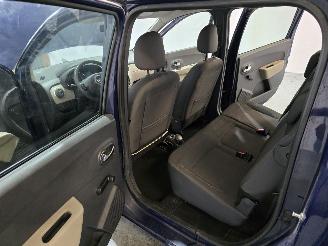 Dacia Lodgy 1.2 TCe Lauréate 5p. picture 23