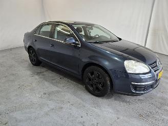 Auto incidentate Volkswagen Jetta 1.6 Comfortline 2007/2