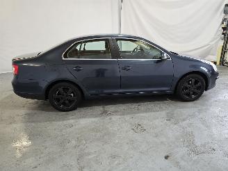 Volkswagen Jetta 1.6 Comfortline picture 8