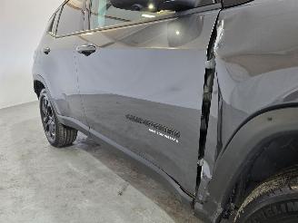 Jeep Compass 4xe 240 Hyb. Upland picture 15