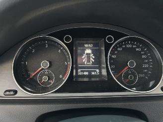 Volkswagen Passat 1.6 TDI Highl. BlM picture 22