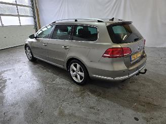 Volkswagen Passat 1.6 TDI Highl. BlM picture 5