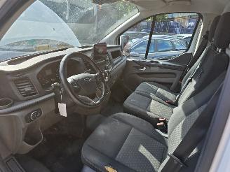 Ford Transit Custom 340 2.0 TDCI L1H1 Tr picture 21