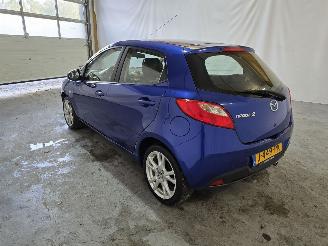 Mazda 2  picture 5