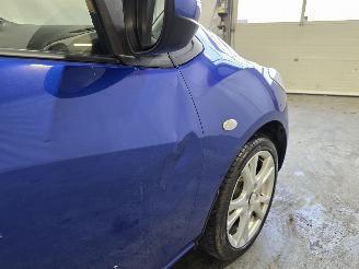 Mazda 2  picture 9