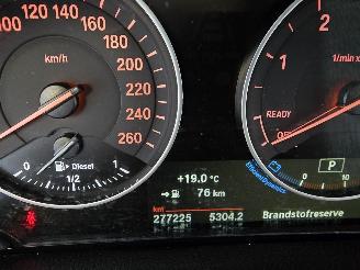 BMW 2-serie 216d 7p High picture 21