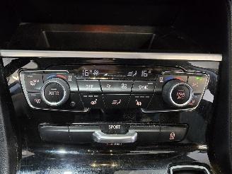 BMW 2-serie 216d 7p High picture 32