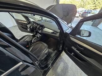 BMW 2-serie 216d 7p High picture 15