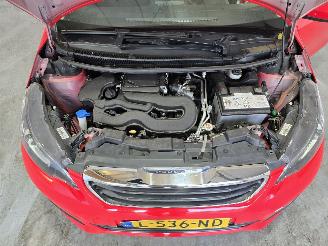 Peugeot 108 1.0 Vti picture 12