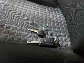 Peugeot 108 1.0 Vti picture 32