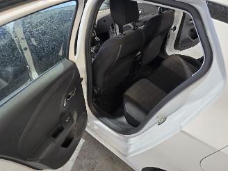 Opel Corsa 1.2 Editon picture 14