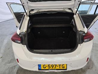 Opel Corsa 1.2 Editon picture 13