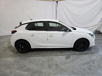 Opel Corsa 1.2 Editon picture 7