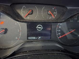 Opel Corsa 1.2 Editon picture 17