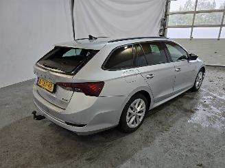 Skoda Octavia 1.0 e-TSI Sport Bns picture 7
