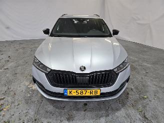 Skoda Octavia 1.0 e-TSI Sport Bns picture 2