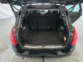 Peugeot 308 SW 1.6 VTi XS picture 15