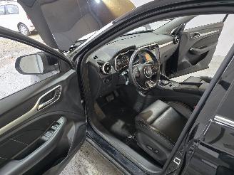 MG ZS EV EV Luxury 45 kWh picture 22