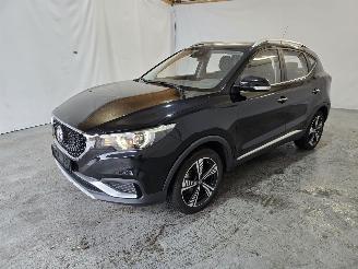 MG ZS EV EV Luxury 45 kWh picture 3