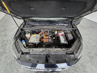 MG ZS EV EV Luxury 45 kWh picture 14