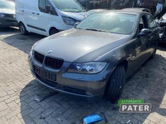 Salvage car BMW 3-serie 3 serie (E90), Sedan, 2005 / 2011 318i 16V 2006/3