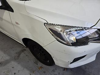 Mitsubishi Space-star 1.0 Cool+ picture 9