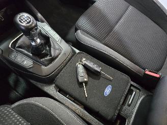 Ford Focus 1.0 EcoB. Tr Ed. bns picture 34