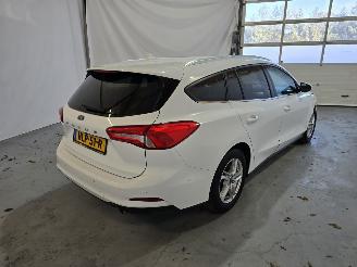 Ford Focus 1.0 EcoB. Tr Ed. bns picture 7