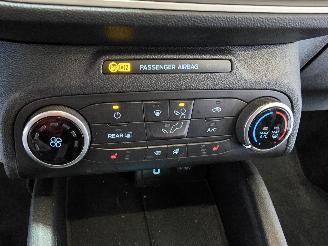 Ford Focus 1.0 EcoB. Tr Ed. bns picture 31