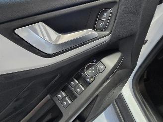 Ford Focus 1.0 EcoB. Tr Ed. bns picture 22