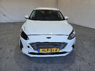 Ford Focus 1.0 EcoB. Tr Ed. bns picture 2