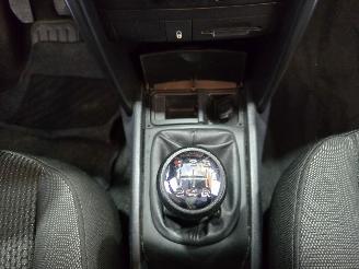 Peugeot 207 1.4 VTi X-line picture 25