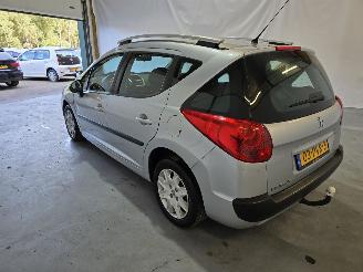 Peugeot 207 1.4 VTi X-line picture 5