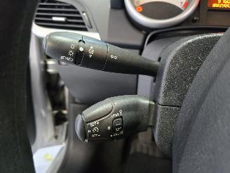 Peugeot 207 1.4 VTi X-line picture 21