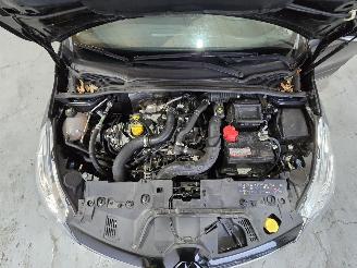 Renault Clio 0.9 TCe Limited picture 14