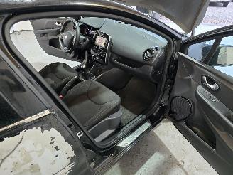 Renault Clio 0.9 TCe Limited picture 15